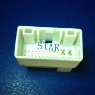 Hyundai IX35-24P Female Radio Gps Connector