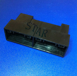 Hyundai IX35-42P White Male Radio Gps Connector